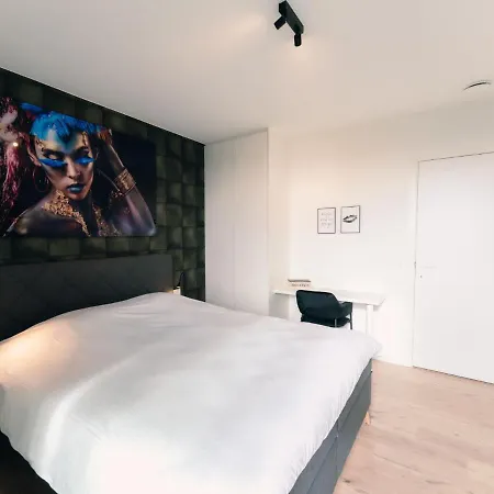 Sky Tower One By Interhome Apartamento